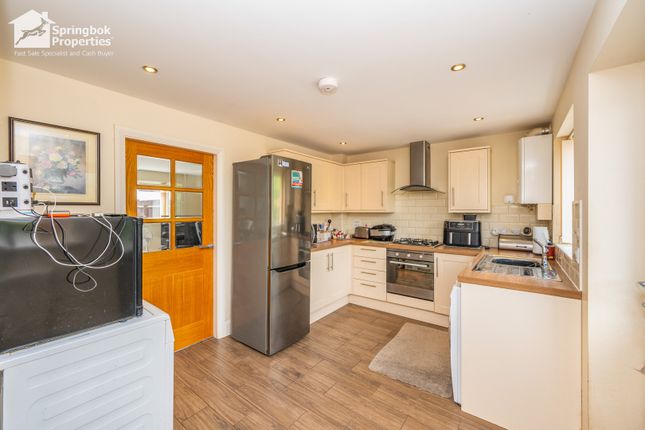 3, Farman Row, Burton-on-trent photo 4