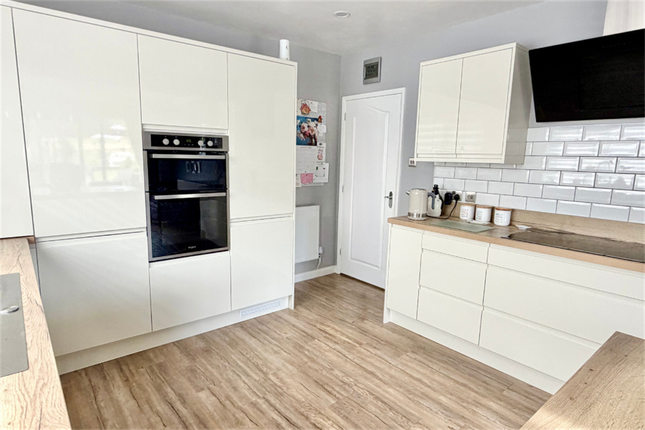 71, Nottingham Road, Trowell, Nottingham photo 4