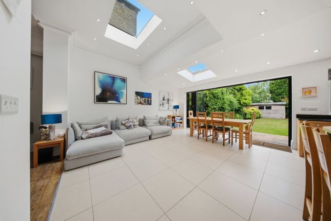 219, Richmond Road, Twickenham photo 2