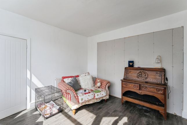 4, Berwyn Crescent, Clwyd photo 4