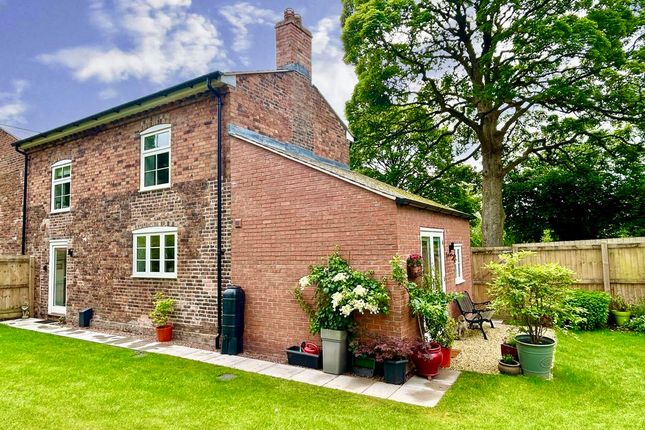 2-bed house on 1 The Woodhouse Farmhouse, Woodhouse Lane, Telford, £350,000