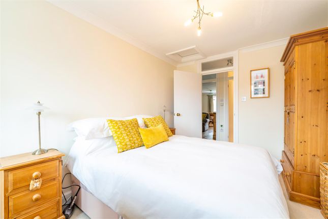 Flat for sale in Manor House Way, Isleworth