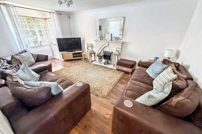 27, Ellesmere Close, Houghton Le Spring photo 4