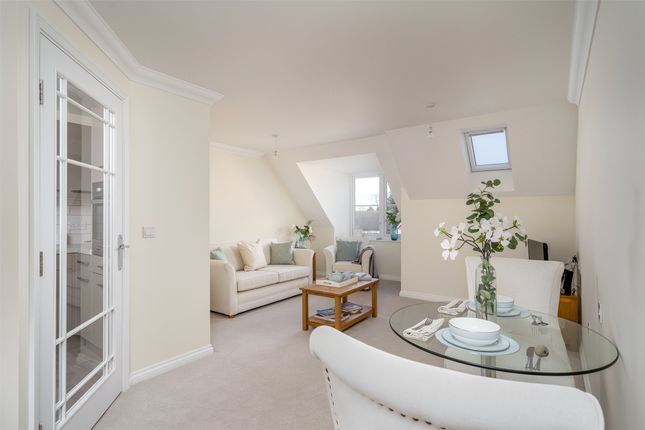 1-bed flat on Flat 31, Headley Lodge,, Leatherhead Road, Surrey, £450,950