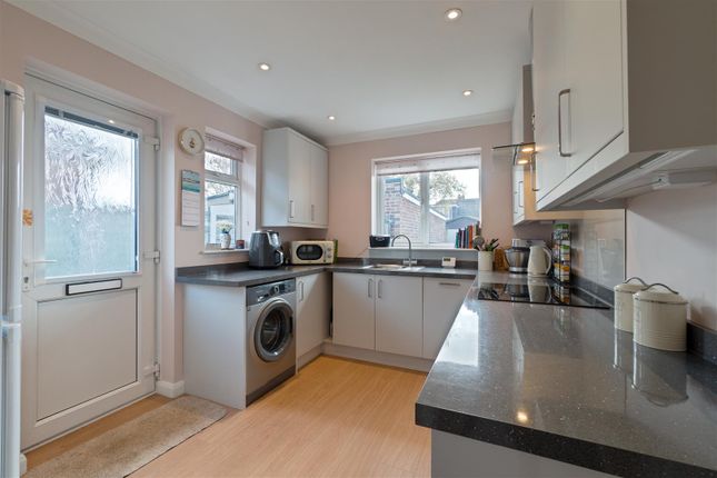 89, Madginford Road, Maidstone photo 3