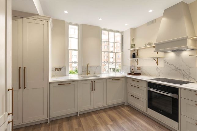 Flat 157, Cranmer Court,, Whiteheads Grove, London photo 3