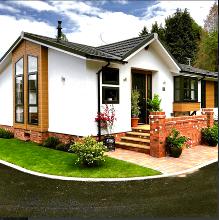 1, High Croft Park, Mobberley photo 4