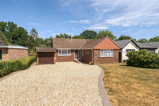 3-bed house on 125, Cavalier Road, Basingstoke, £625,000