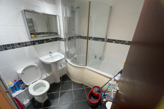 Kelso Heights, Belle Vue Road Hyde Park, Leeds photo 5