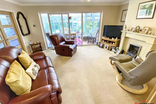 3, Brookside, Burton-On-Trent photo 3