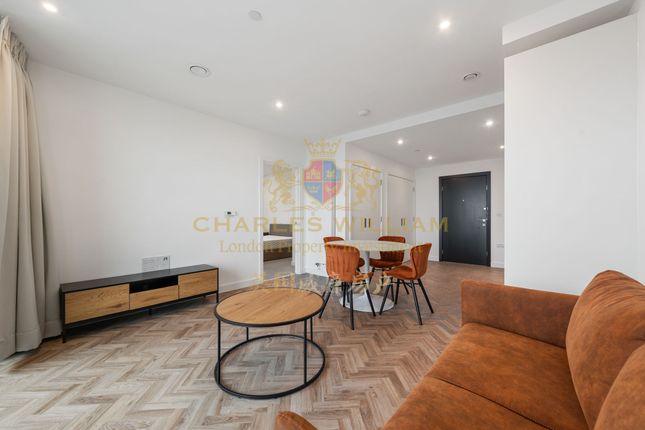 Thumbnail Flat to rent in Apartment, Skyline Apartments, Makers Yard, London