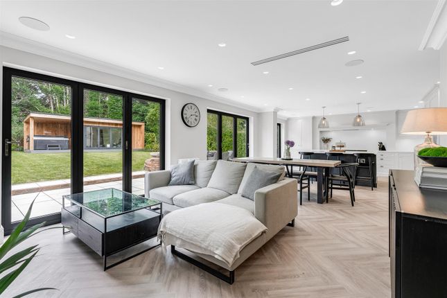 44, Longaford Way, Brentwood photo 4