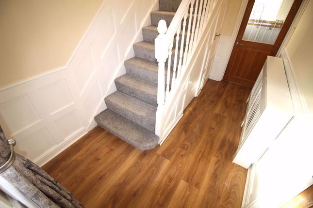 4, Brooklands, Chippenham photo 2