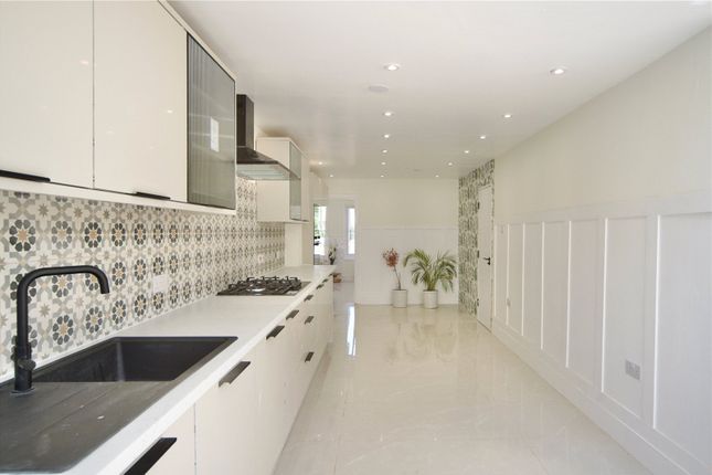 29, Glenmore Way, Essex photo 3