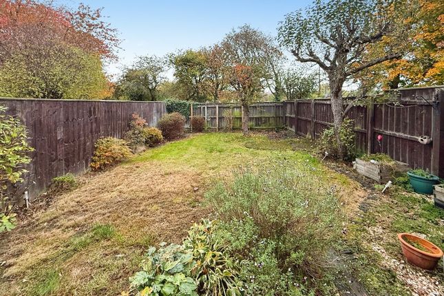Launceston Close, Newcastle Upon Tyne photo 2