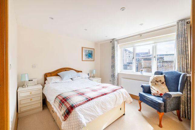 Flat for sale in Hoskins Road, Chestnut Court Hoskins Road