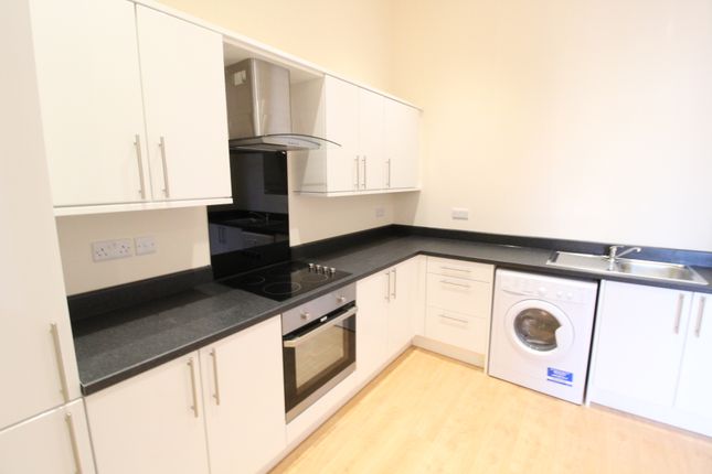Thumbnail Flat to rent in City Towers, Infirmary Road, Sheffield