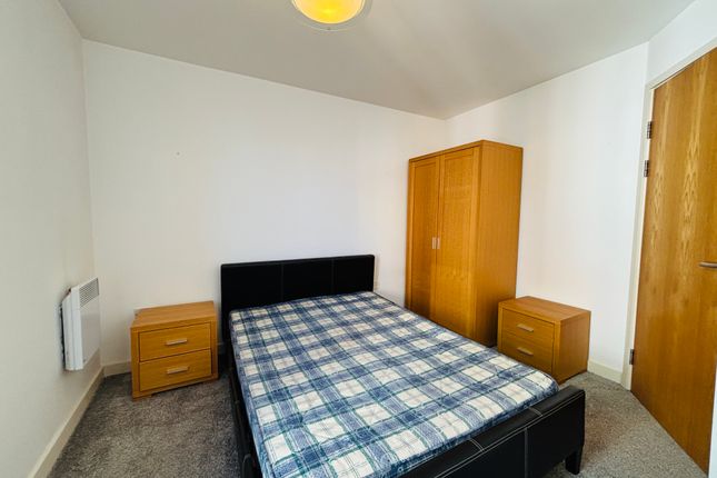 914 Barton Place, 3 Hornbeam Way, Green Quarter, Manchester photo 3