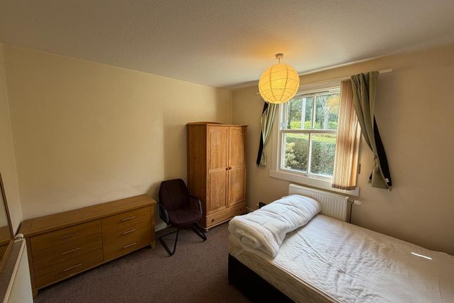 6, Sycamore Place, Dundee photo 3