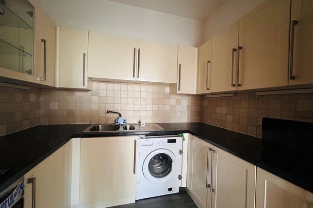Flat 20, Peel Mills, Commercial Street, Leeds photo 2