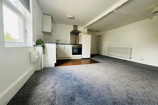 Flat to rent in Chorley Road, Swinton, Manchester
