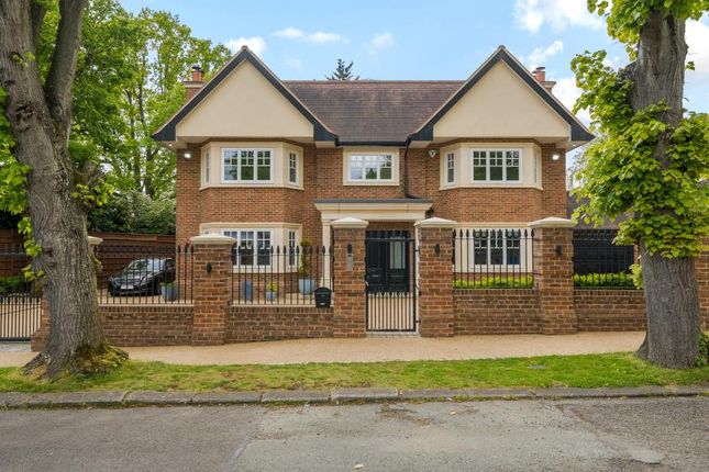 Thumbnail Detached house to rent in Bellfield Avenue, Harrow