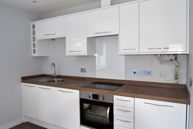 Apartment 5 Forest Grove, 101a, London Road, Waterlooville photo 2