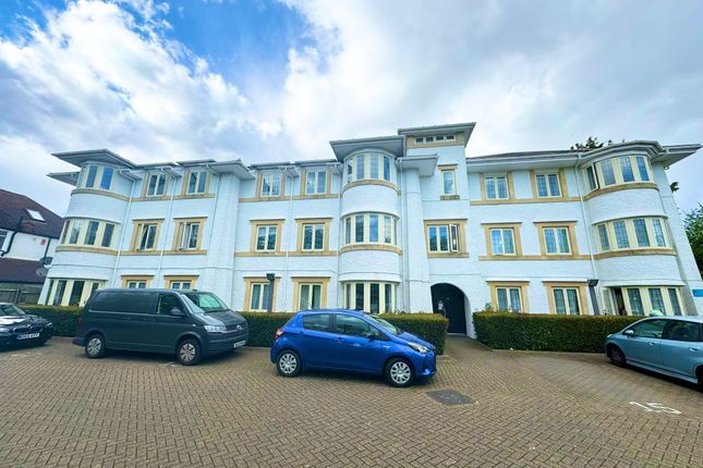 Thumbnail Flat to rent in Norwood Green Road, Southall