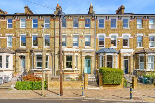 44, Ramsden Road, London photo 3