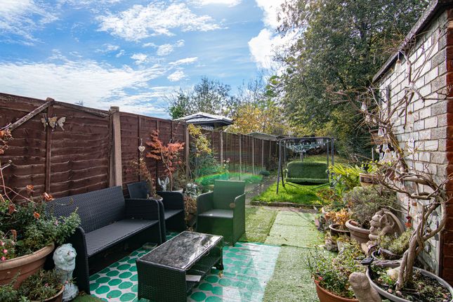 74 Woodbridge Road, Leicester photo 5