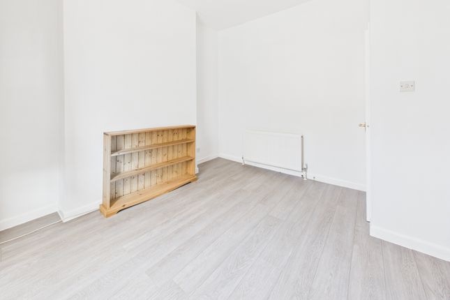 Flat 1, 23, Devonport Road, Plymouth photo 3