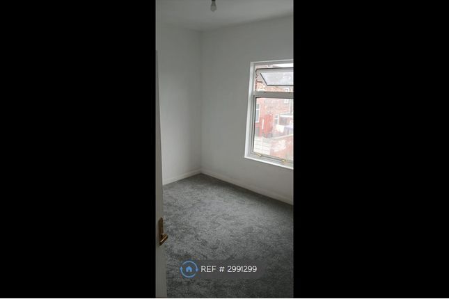Athol St, Eccles, Manchester photo 2