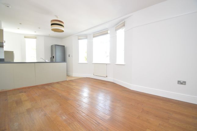 Flat to rent in Eaglesfield Road, London