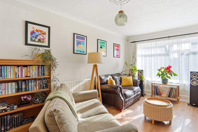 66, Cherry Wood Crescent, York photo 4