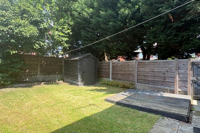 29, Bury photo 5