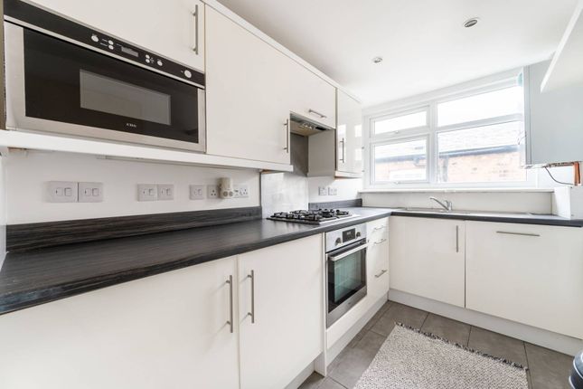 Flat for sale in Chandos Road, Willesden Green, London