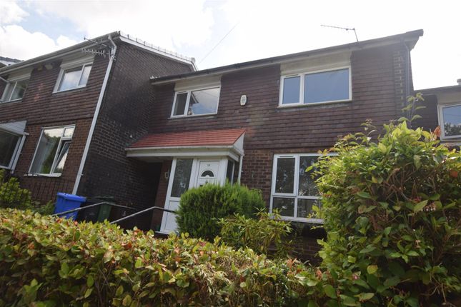 Mews house to rent in Crowswood Drive, Carrbrook, Stalybridge