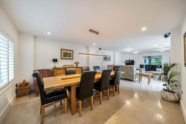 333a Uxbridge Road, Rickmansworth photo 2