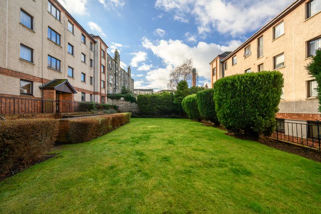 Flat for sale in 2/8 Hawthornden Place, Pilrig