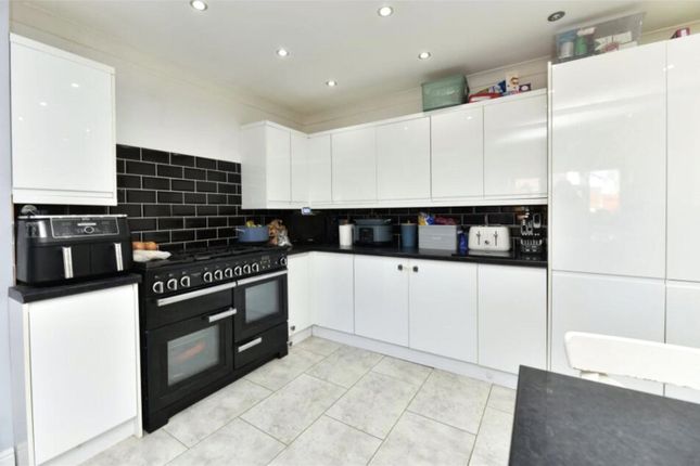 5, Shakespeare Road, Cambridgeshire photo 4