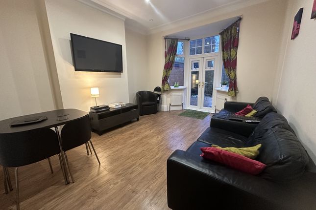Room to rent in Fountain Road, Birmingham, West Midlands