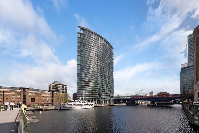 Flat to rent in West India Quay, Canary Wharf, London