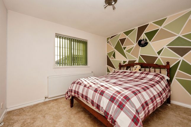 3, Windsor Road, WEYMOUTH photo 4