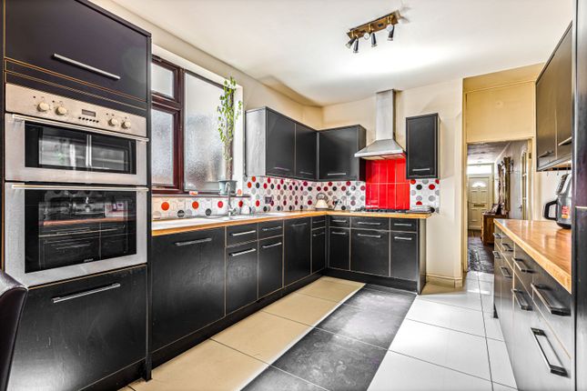 65, Windsor Avenue, Leicester photo 4