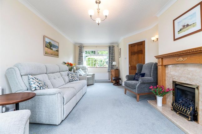 18, Shireoaks, Derbyshire photo 4