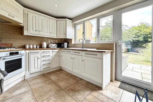83, Thorndale, Ibstock photo 4