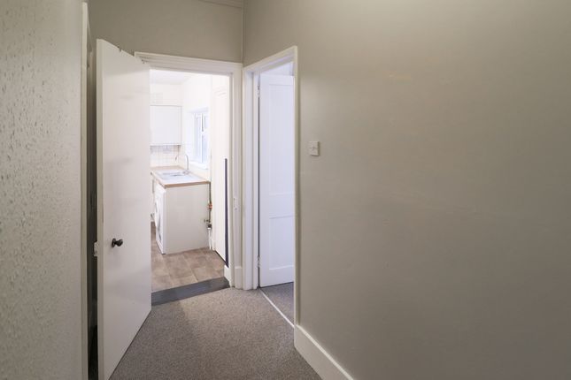 11, St. Martins Terrace, Canterbury photo 4