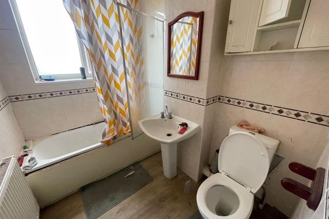 1 Bed - Sutton Lane