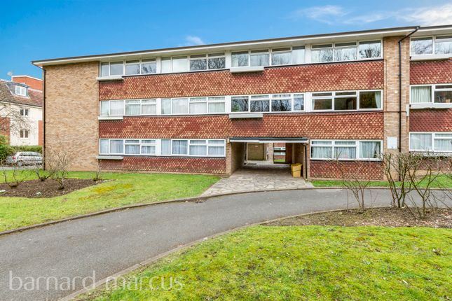 Thumbnail Flat to rent in Christchurch Park, Sutton