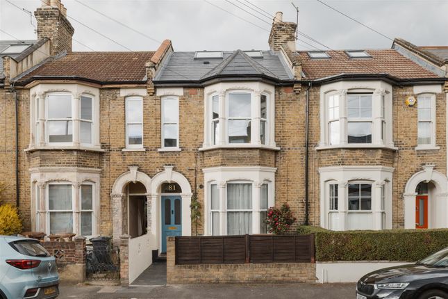 Millais Road, E11